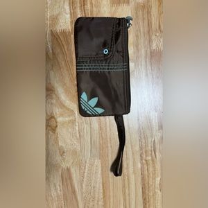 VINTAGE ADIDAS PACKET WALLET